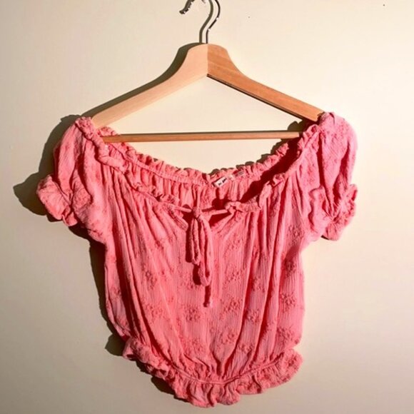 Off-the-shoulder Ruffle Crop Top - Picture 1 of 5